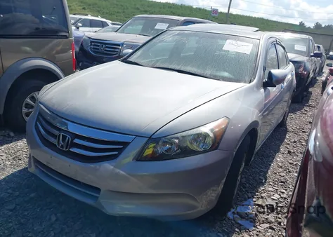 2008 Honda Accord 2.4 Ex-L from USA, damaged, VIN 1HGCP26808A095670